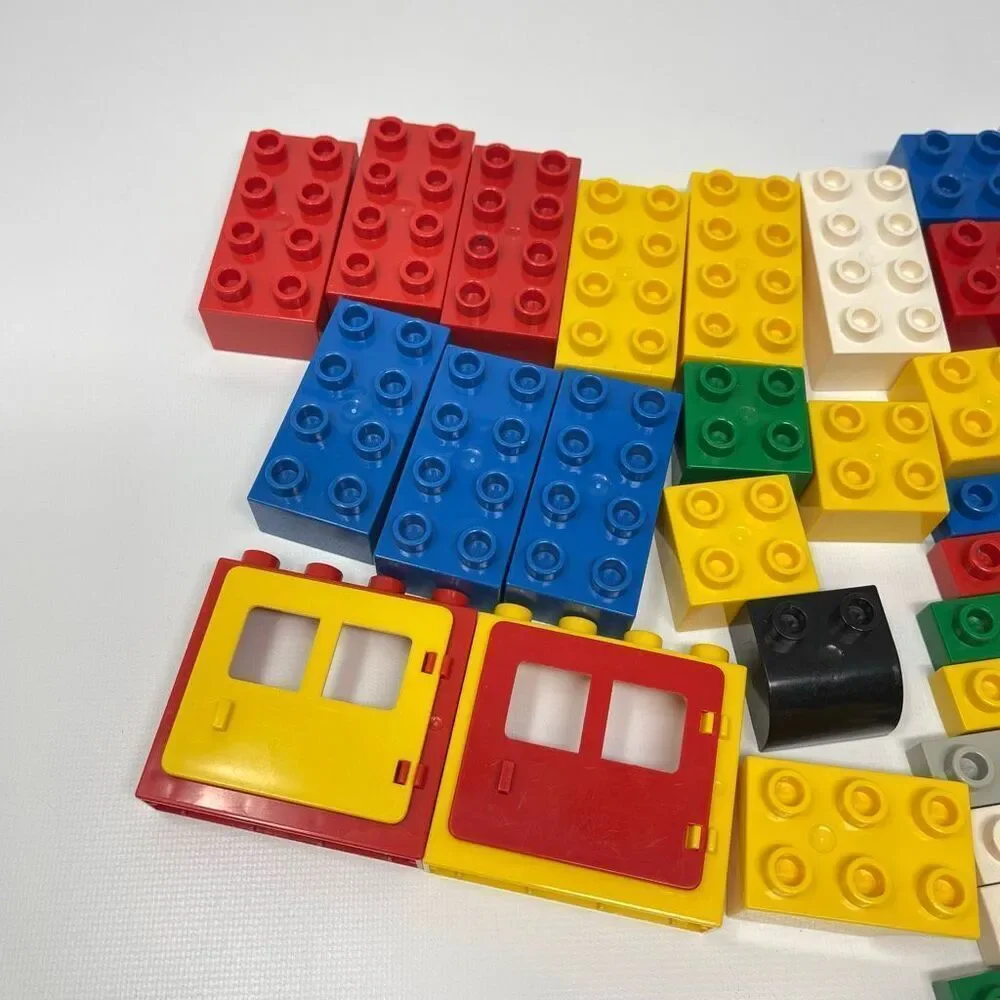 Vintage Tandem 1987 Family Figures Building Bricks Blocks Set 43 Pieces